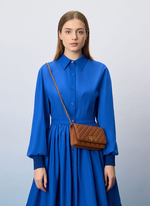 rJeSYxMBWfUgVGMx.jpg Quilted Push-Lock Clutch – Chocolate